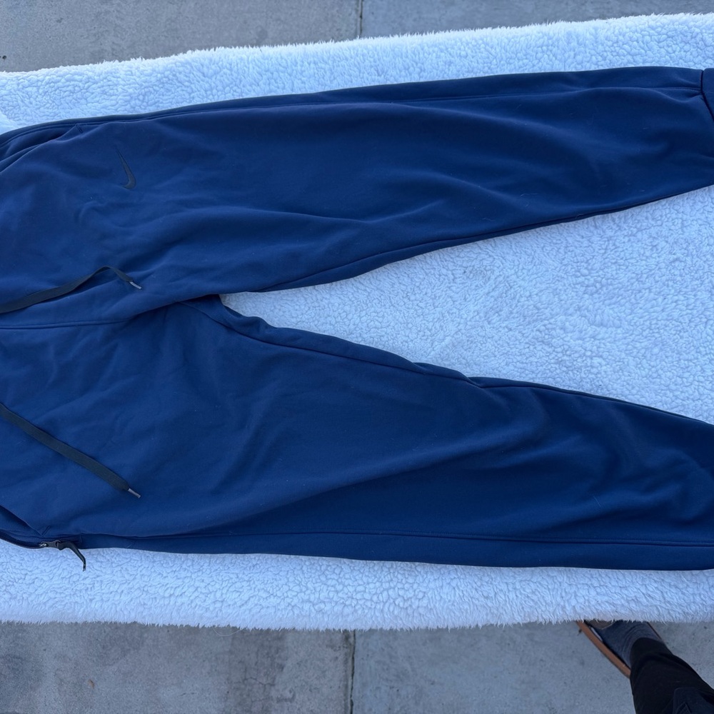 Nike Men's Deep Blue Joggers
